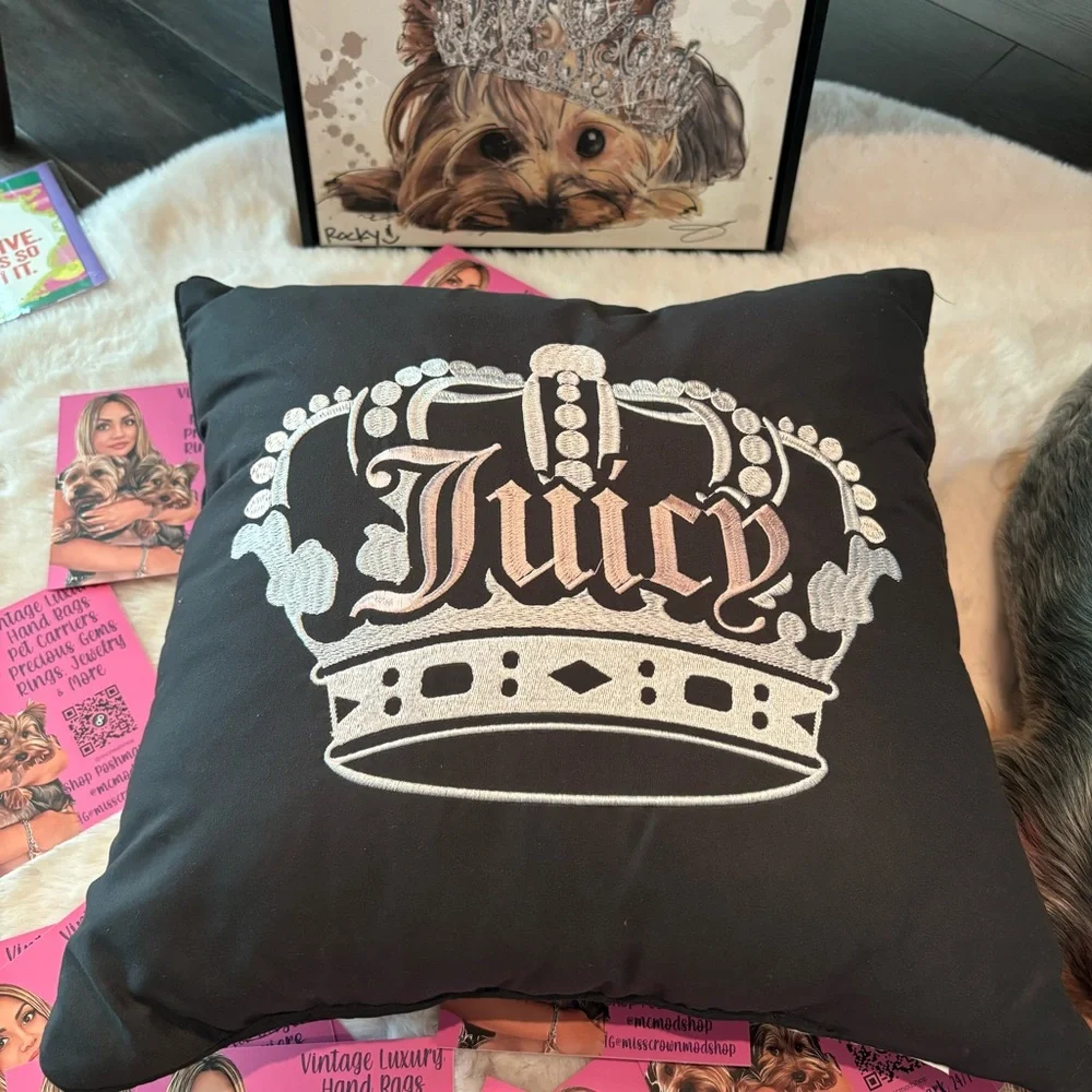 Juicy Couture - Picture 2 of 6